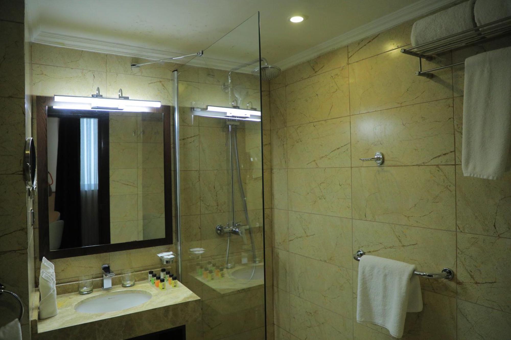 Cassiopeia Hotel Addis-Abeba Extérieur photo